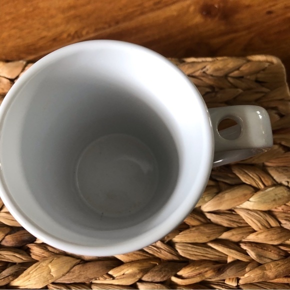 Maison Plus Classic White Ceramic mug with spoon holder - Picture 4 of 5